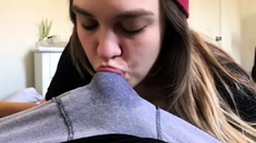 Amanda does handjob and sucks a fat dick in milf video